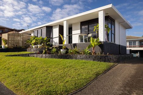 Photo of property in 15a Percival Avenue, Matua, Tauranga, 3110