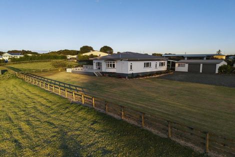Photo of property in 447 Glenbrook Waiuku Road, Glenbrook, Waiuku, 2681