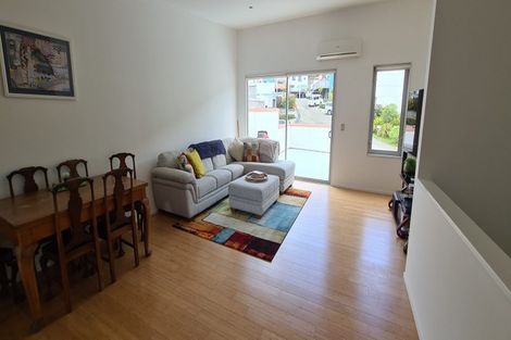 Photo of property in 79 Saddleback Grove, Karori, Wellington, 6012