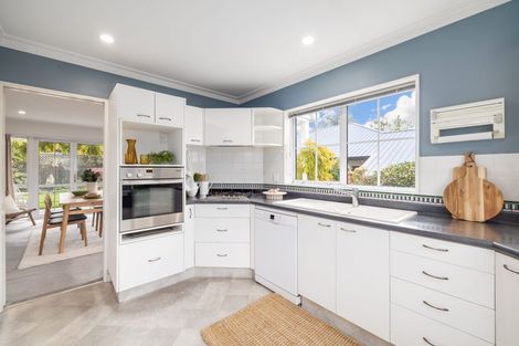 Photo of property in 88 Lake Terrace Road, Burwood, Christchurch, 8061