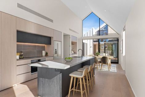 Photo of property in 57 Wiggins Street, Sumner, Christchurch, 8081