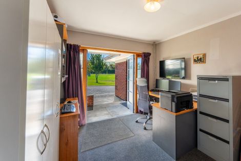 Photo of property in 14 Arowhenua Station Road, Kerrytown, Timaru, 7973
