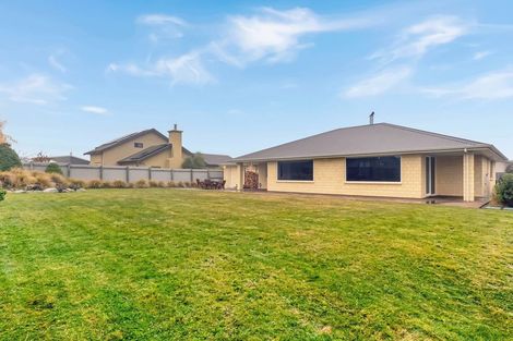 Photo of property in 37 Rhoboro Road, Twizel, 7901