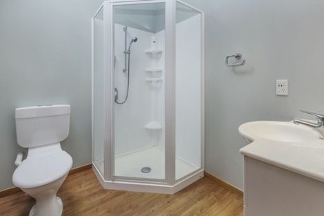 Photo of property in 18 Lombard Place, Avonhead, Christchurch, 8042