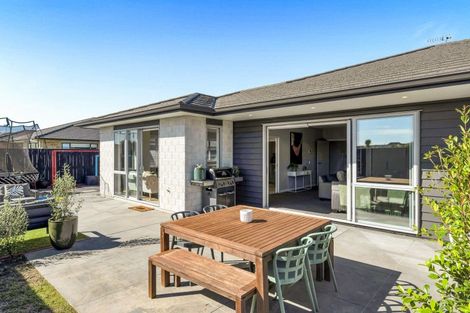 Photo of property in 3 Christow Court, Paraparaumu, 5032