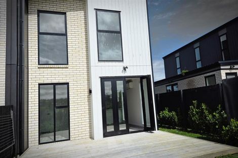 Photo of property in 21 Waikaha Street, Pokeno, 2472