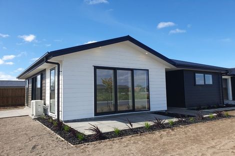 Photo of property in 16 Lenborough Drive, Rolleston, 7614