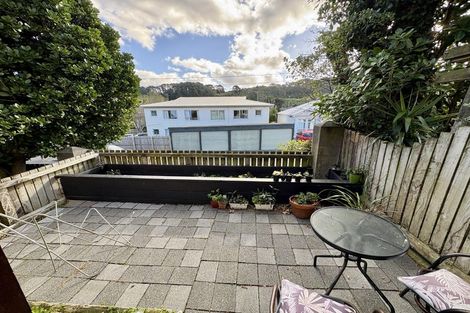 Photo of property in 2/55 Hamilton Road, Hataitai, Wellington, 6021