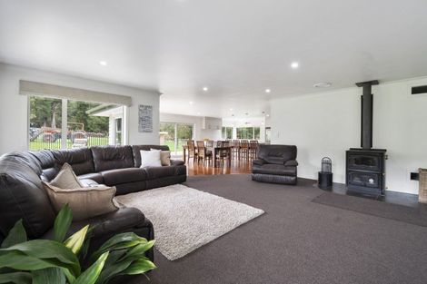 Photo of property in 120 East Mangahuia Road, Rangiwahia, Kimbolton, 4774