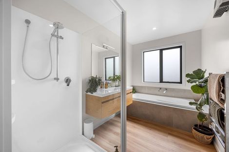 Photo of property in 5 Riley Street, Lake Hawea, 9382