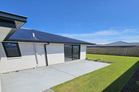 Photo of property in 5 Weaver Street, Woodend, 7691