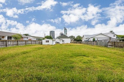 Photo of property in 4 Tennyson Avenue, Takapuna, Auckland, 0622