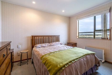Photo of property in 10 Daley Place, Winton, 9720