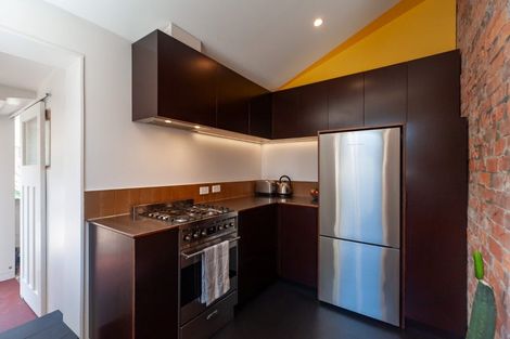 Photo of property in 355 Adelaide Road, Newtown, Wellington, 6021