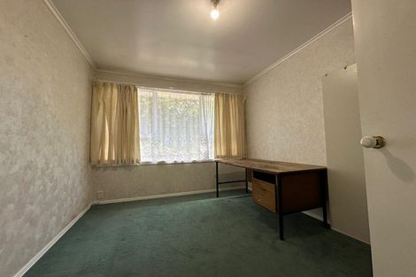 Photo of property in 10 Choice Avenue, Henderson, Auckland, 0612