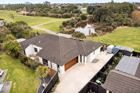 Photo of property in 12 Carrington Drive, Papamoa Beach, Papamoa, 3118