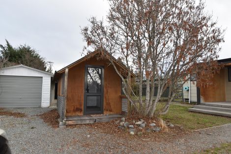 Photo of property in 18 Simons Street, Twizel, 7901