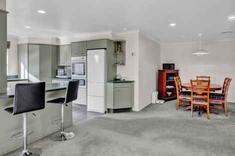 Photo of property in 190 Glover Road, Hawera, 4610