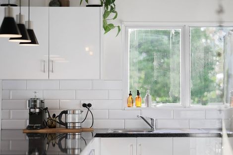 Photo of property in 99a Ruahine Street, Paraparaumu, 5032