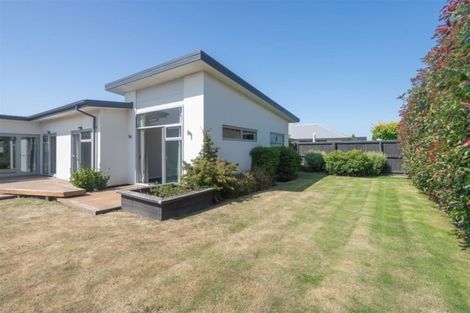 Photo of property in 9 Crown Close, Prebbleton, 7604