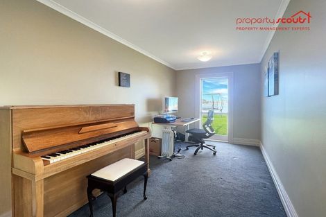 Photo of property in 97 Norwood Road, Bayswater, Auckland, 0622