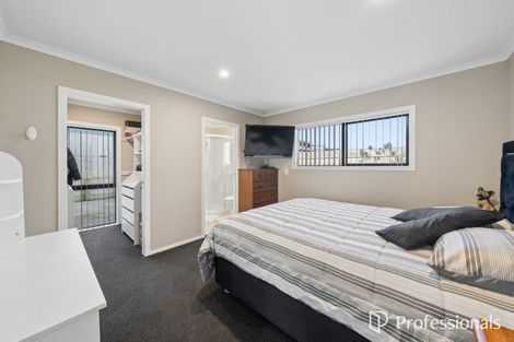 Photo of property in 6 Jack Vaughan Grove, Wainuiomata, Lower Hutt, 5014