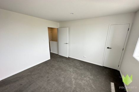 Photo of property in 14 Dorothy Thorpe Way, New Lynn, 0600