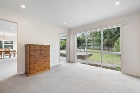 Photo of property in 10 Wineberry Place, Albany, Auckland, 0632
