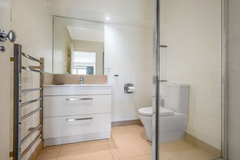 Photo of property in 10/22u Oriental Terrace, Oriental Bay, Wellington, 6011