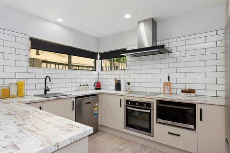 Photo of property in 236a Ngatai Road, Otumoetai, Tauranga, 3110