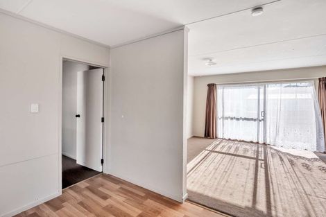 Photo of property in 2 Birch Place, Aramoho, Whanganui, 4500