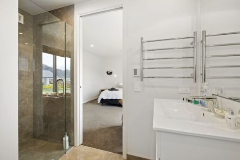 Photo of property in 20 Infinity Drive, Wanaka, 9305