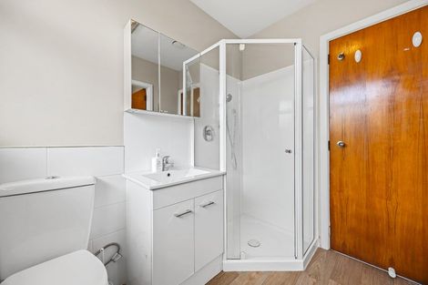 Photo of property in 33 Skerten Avenue, Hornby, Christchurch, 8042