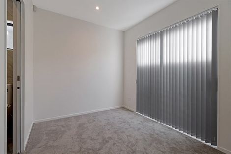 Photo of property in 3/3238 Great North Road, New Lynn, Auckland, 0600