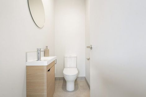 Photo of property in 55 Parkmore Drive, Rosehill, Papakura, 2113