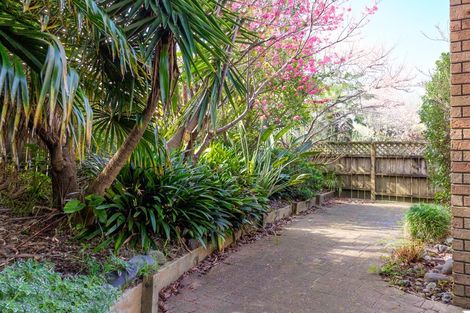 Photo of property in 30 Cabeleigh Drive, Helensville, 0800
