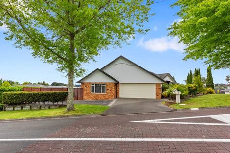 Photo of property in 2 Saint Clements Grove, Bethlehem, Tauranga, 3110
