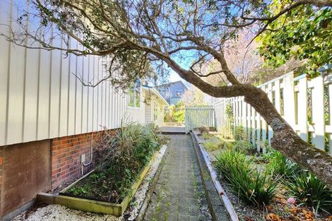 Photo of property in 7 Chisbury Street, Churton Park, Wellington, 6037