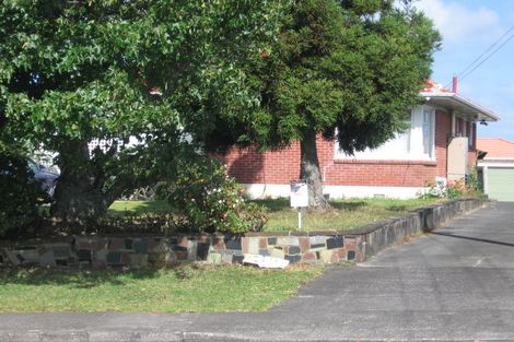 Photo of property in 1/56 Manuka Road, Glenfield, Auckland, 0629