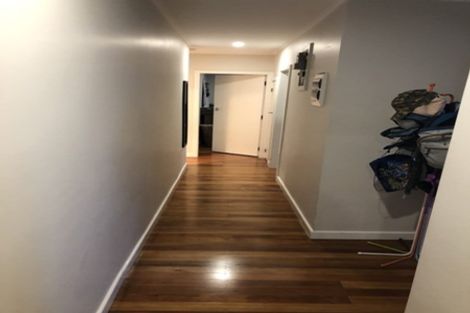 Photo of property in 49 Pinedale Place, Henderson, Auckland, 0610