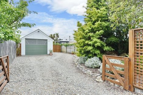 Photo of property in 28 Grierson Avenue, Amberley, 7481