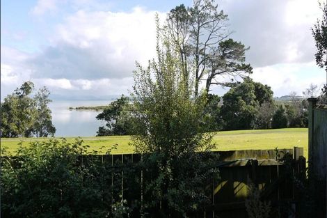 Photo of property in 21 Samara Place, Clendon Park, Auckland, 2103