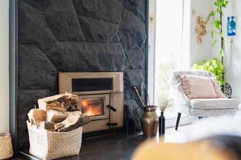 Photo of property in 22 Appleby Street, Hampden, 9410