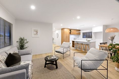 Photo of property in 122a Lynwood Road, New Lynn, Auckland, 0600