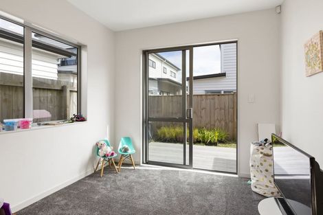 Photo of property in 19 Camp X Place, Whenuapai, Auckland, 0618