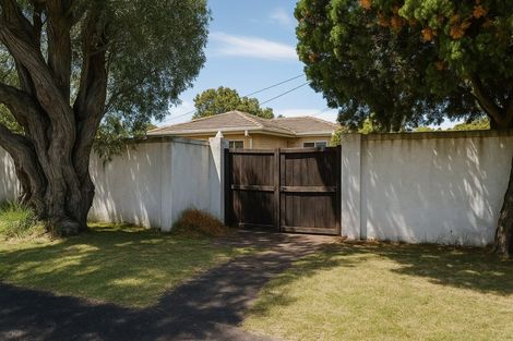 Photo of property in 2/4 Sydney Street, Hauraki, Auckland, 0622