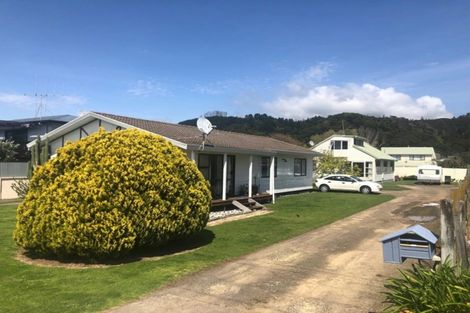 Photo of property in 23 Heale Street, Matata, 3194