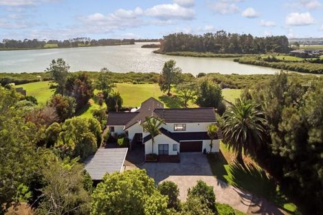 Photo of property in 53 Island View Road, Karaka, Papakura, 2580