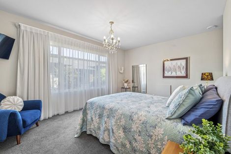 Photo of property in 9 Coprosma Crescent, Waipahihi, Taupo, 3330