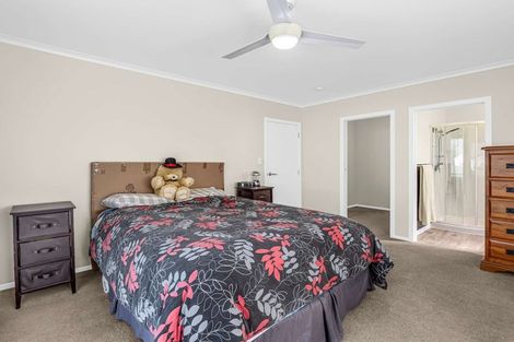 Photo of property in 8 Ormond Street, Woodville, 4920